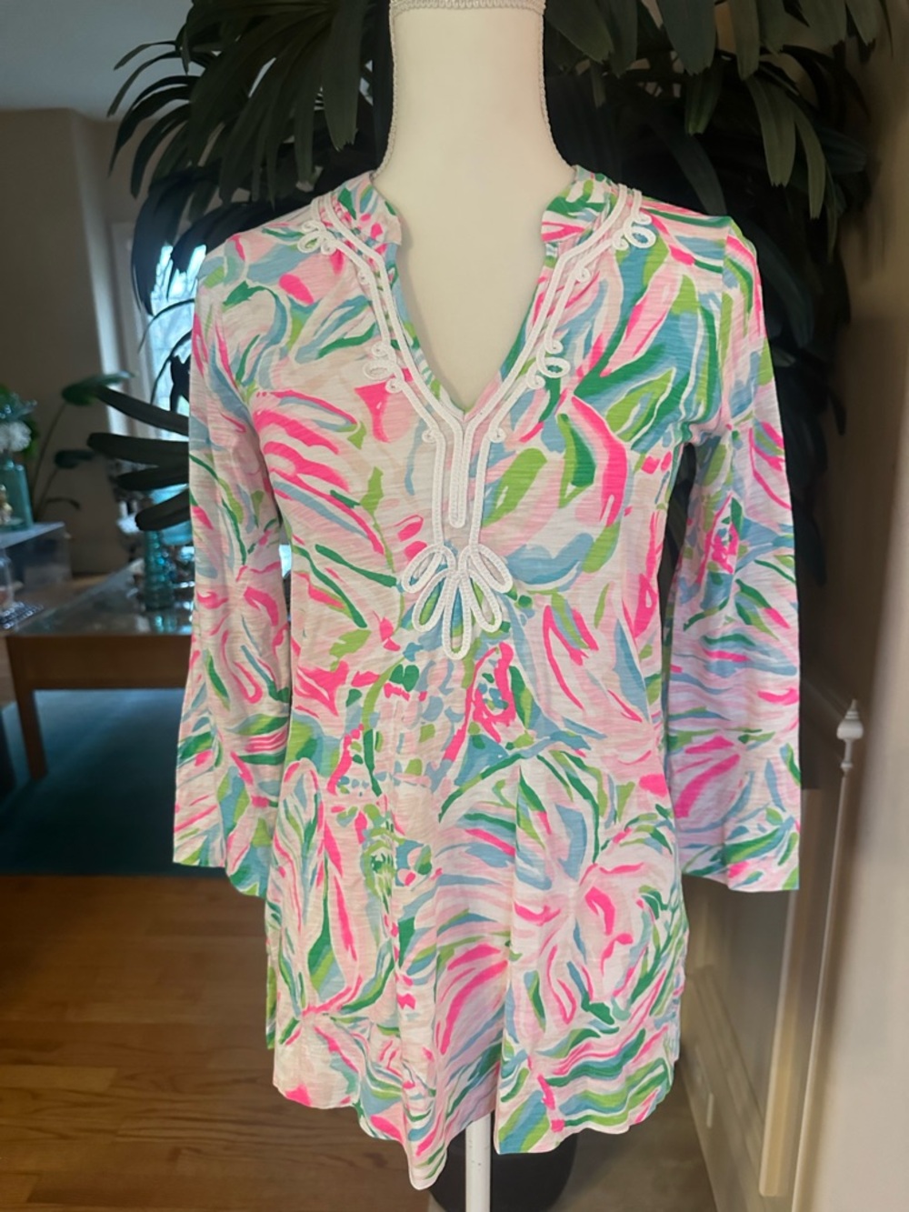 🩷Lilly Pulitzer Kaia Knit Croc My World  Pink Multi Palm-Print Tunic Top XS🩷